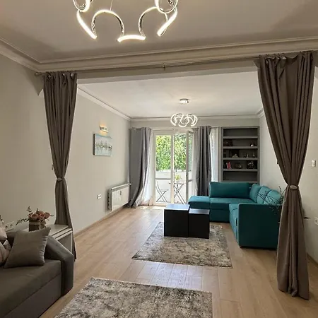 Apartment Cozy Brand New With Air Conditioner And Garden View Sofia