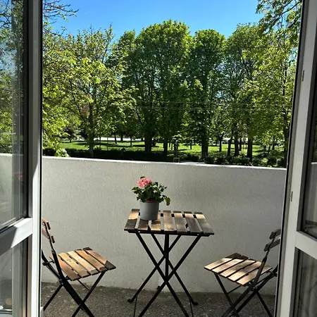 Cozy Brand New With Air Conditioner And Garden View Sofia